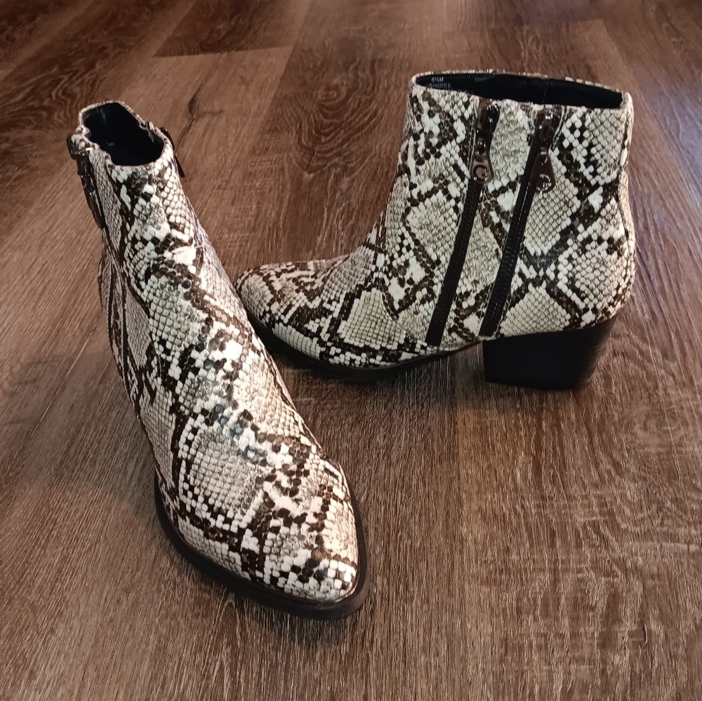 G By Guess Snake Skin Print Ankle Boot Size 6.5 - image 1
